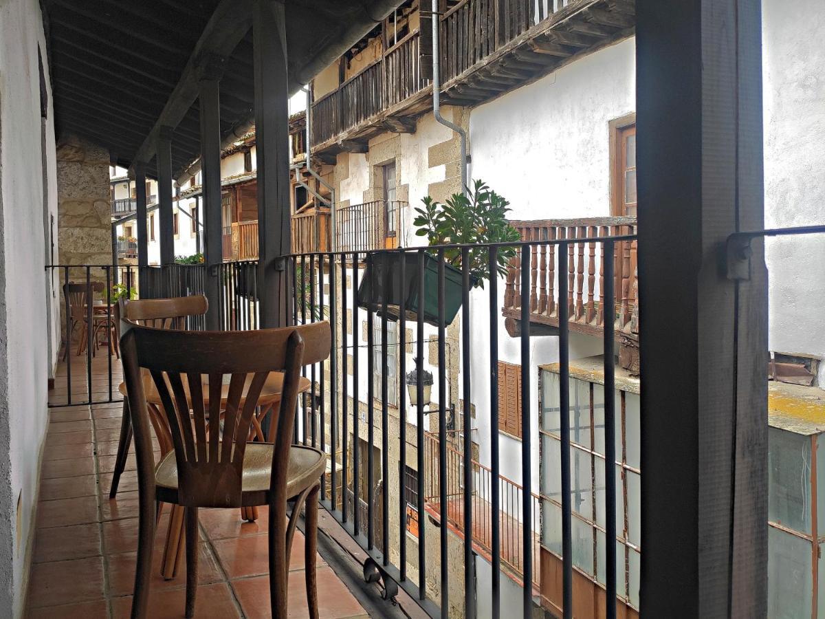Posada de Candelario Exterior foto