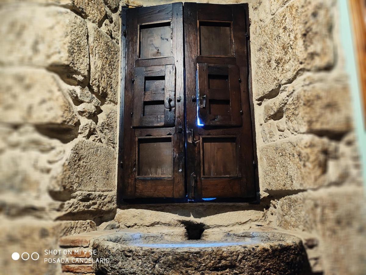 Posada de Candelario Exterior foto